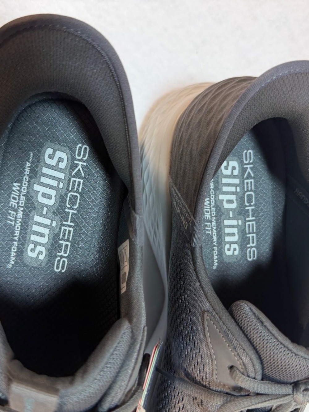 Skechers Slip-ins Hands Free Wide Fit Mens 14 Gray Walking Shoes NWT - Picture 3 of 8